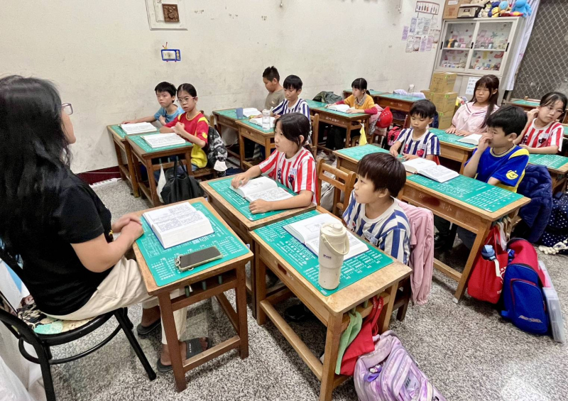 榮美全人兒少關懷陪伴查經班