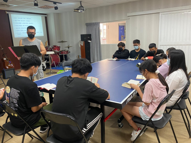 羊逃城兒少關懷陪伴查經班